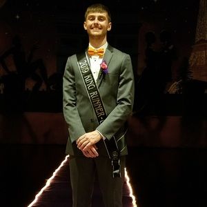 Meet your Posher, Kyle